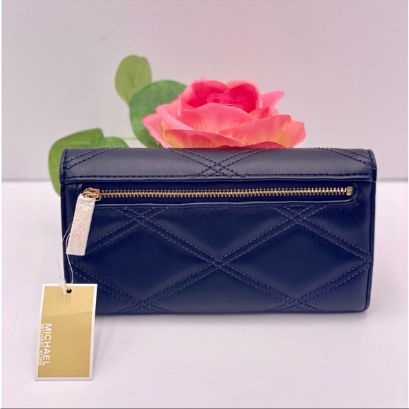 Michael Kors Trifold Wallet Black - Picture 4 of 11